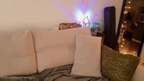 Snapshot of karathemagic chatting on February 2025 07:48:01 AM I am here around 5am GMT karathemagic online show from February 2025 07:48:01 AM