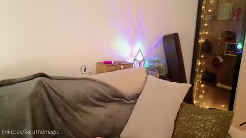 Snapshot of karathemagic chatting on February 2025 11:02:02 AM I am here around 5am GMT karathemagic online show from February 2025 11:02:02 AM