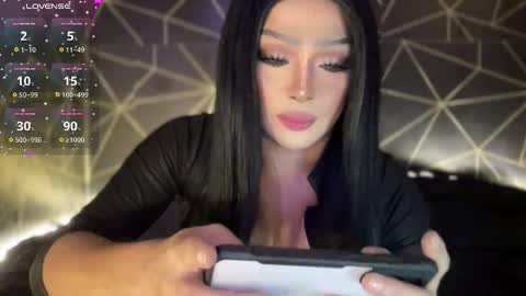 MARIA online show from December 2025 04:47:02 PM