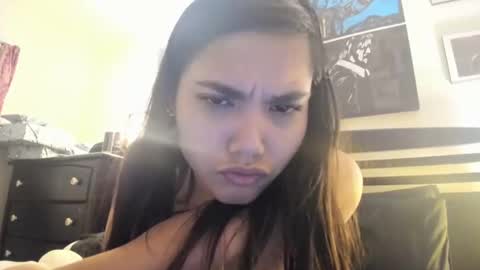 Snapshot of karebearxx chatting on December 2024 06:00:02 AM Kare Bear online show from December 2024 06:00:02 AM