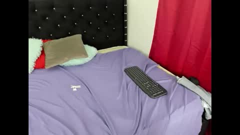 Snapshot of karen_josy chatting on September 2025 01:27:02 AM karen_josy online show from September 2025 01:27:02 AM