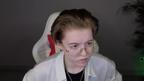 Karen online show from March 2026 09:25:01 AM