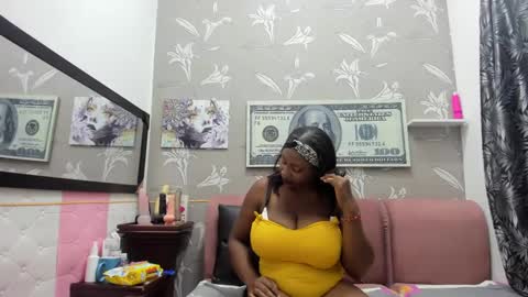 Snapshot of karenbis chatting on February 2025 10:50:02 PM Karen online show from February 2025 10:50:02 PM