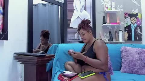Karen online show from May 2026 08:27:02 PM