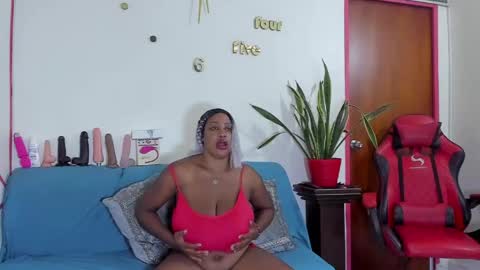 Karen online show from May 2026 10:27:02 PM