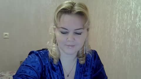 karennelsonx online show from January 2025 01:25:02 PM