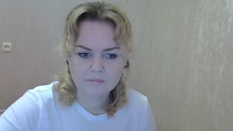 karennelsonx online show from February 2025 09:10:01 AM