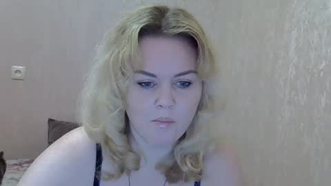 karennelsonx online show from March 2025 10:35:02 AM