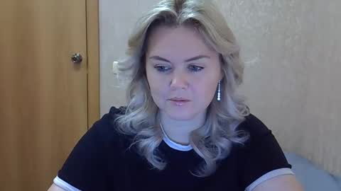 karennelsonx online show from January 2026 01:49:01 PM