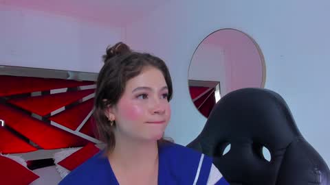 Snapshot of karenpautt chatting on January 2025 09:28:01 PM Karen online show from January 2025 09:28:01 PM