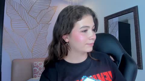 Snapshot of karenpautt chatting on February 2025 08:57:01 PM Karen online show from February 2025 08:57:01 PM