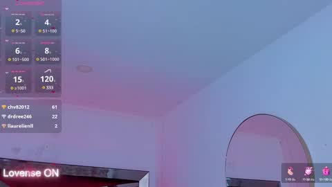 Snapshot of karenpautt chatting on February 2025 09:53:02 PM Karen online show from February 2025 09:53:02 PM