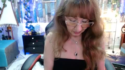 Snapshot of karima_sarabe chatting on December 2024 12:56:02 AM karima_sarabe online show from December 2024 12:56:02 AM