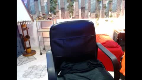 Snapshot of karima_sarabe chatting on February 2025 09:11:02 PM karima_sarabe online show from February 2025 09:11:02 PM