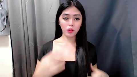 Snapshot of karina_fuckdoll chatting on June 2026 06:06:01 AM I AM BELLE online show from June 2026 06:06:01 AM