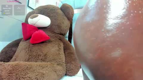 Karina online show from November 2025 12:50:02 PM