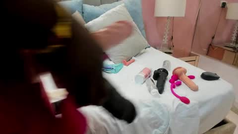 Karina online show from June 2026 08:23:01 PM