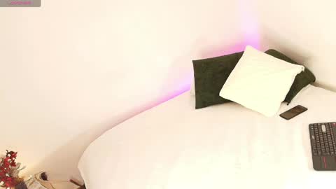 karina Taylor online show from April 2026 02:14:02 AM