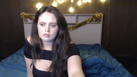 karina_unreal online show from December 2024 04:09:02 PM