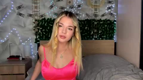 Karina online show from April 2026 11:26:02 AM