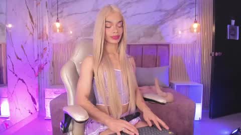 Karina online show from May 2026 06:10:01 AM
