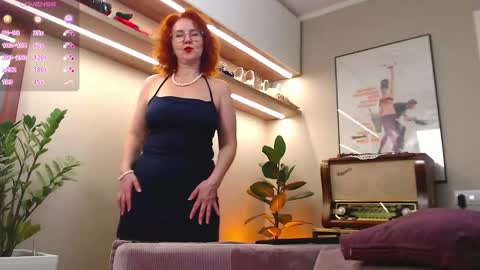 KarinaRouge online show from November 2025 01:35:02 PM