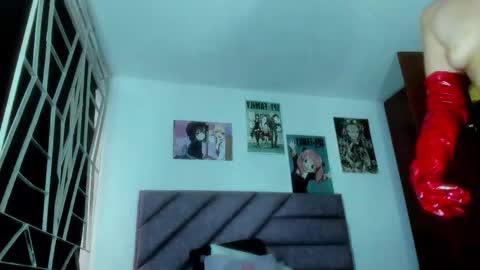 Snapshot of karinna__raven chatting on October 2025 10:32:02 PM KARINNA RAVEN online show from October 2025 10:32:02 PM