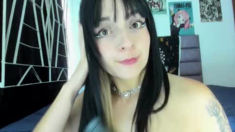 Snapshot of karinna__raven chatting on October 2025 09:26:01 PM KARINNA RAVEN online show from October 2025 09:26:01 PM