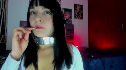 Snapshot of karinna__raven chatting on November 2025 10:53:02 PM KARINNA RAVEN online show from November 2025 10:53:02 PM