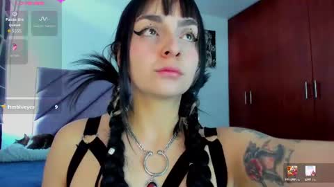 KARINNA  RAVEN online show from July 2026 08:01:02 PM