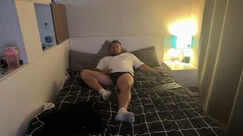 karl_and_klara online show from June 2026 07:05:01 PM