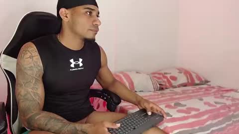 karl_jensennxx online show from July 2026 03:14:01 AM