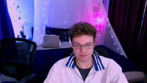 Snapshot of karl_mans chatting on November 2025 09:09:01 AM Karl online show from November 2025 09:09:01 AM