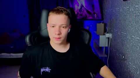 karl night online show from June 2026 07:35:02 PM