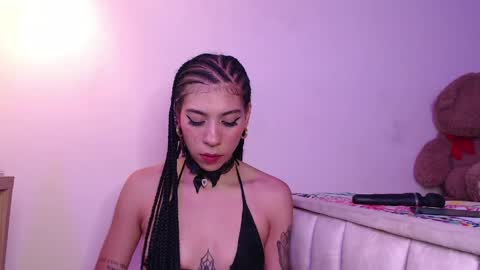 KARLA online show from April 2026 01:51:01 AM