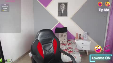 Karla online show from February 2025 04:18:02 PM