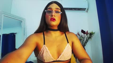 Snapshot of karla_dior chatting on February 2025 05:26:02 AM DIOR online show from February 2025 05:26:02 AM