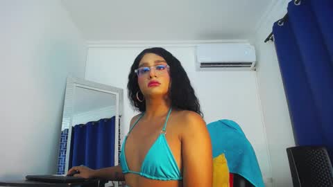 Snapshot of karla_dior chatting on March 2025 05:18:02 AM DIOR online show from March 2025 05:18:02 AM