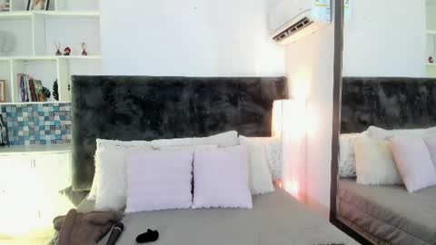 Karla Gonzaless online show from July 2026 07:27:02 PM