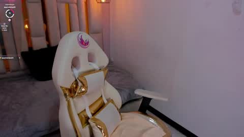 Karla  online show from January 2025 02:08:02 PM