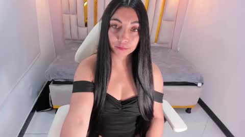 Karla  online show from March 2025 01:54:01 PM