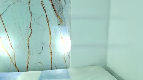 karla_hilton1 online show from March 2026 12:00:01 PM