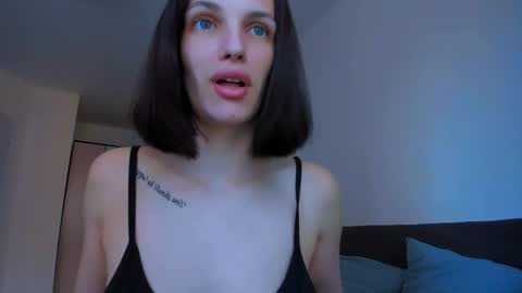 karla_lim online show from May 2026 04:22:02 PM