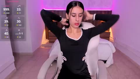 Karlaa  online show from October 2025 10:52:02 AM