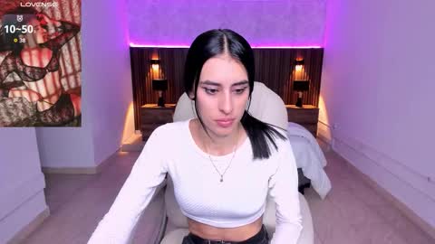 Karlaa  online show from November 2025 11:03:01 AM