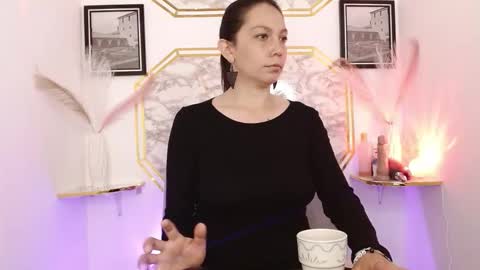 Snapshot of karlaaa__ chatting on February 2026 01:25:01 PM Karla online show from February 2026 01:25:01 PM