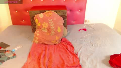 DAHIANA online show from January 2025 12:55:01 PM