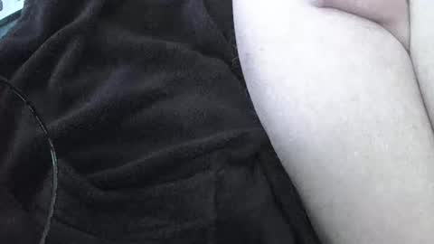 Snapshot of karledgar33 chatting on March 2025 07:14:02 AM Karl online show from March 2025 07:14:02 AM