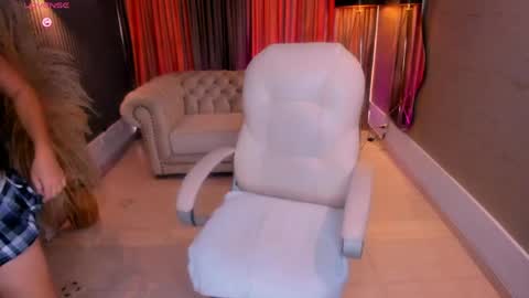 Karli online show from May 2026 07:54:02 PM
