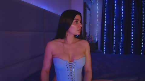 Karlijn online show from May 2026 09:33:02 PM